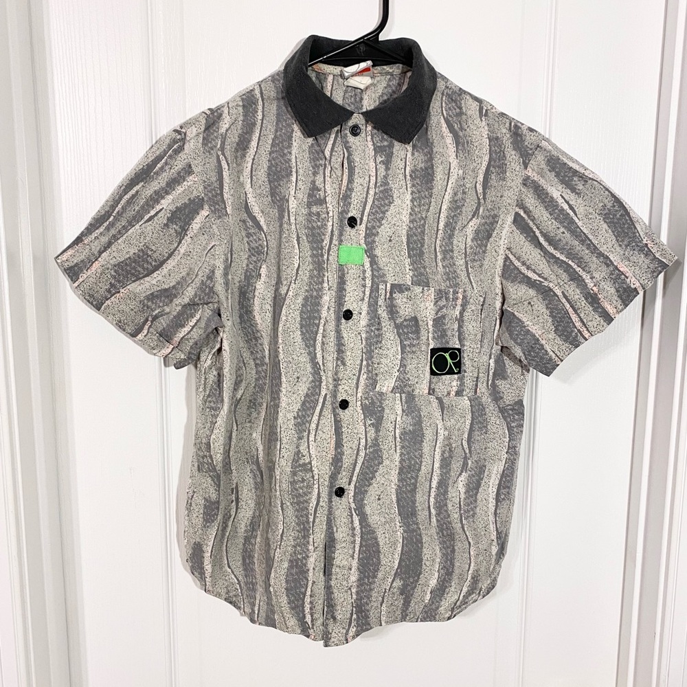 90s OP Abstract Wave Print Shirt USA MADE Vintage Gray Young Men’s Size Medium